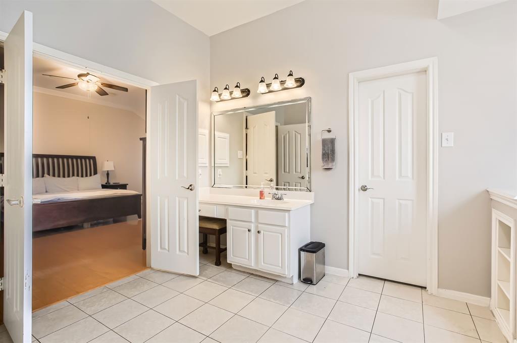 811 Piney Ridge Drive, Friendswood, Texas image 16
