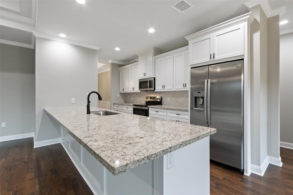 14786 Cedar Lane Loop, Willis, Texas image 2