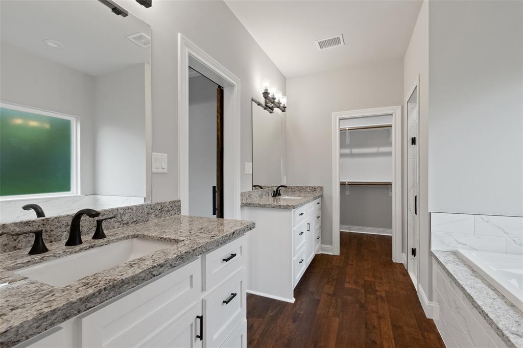 14786 Cedar Lane Loop, Willis, Texas image 27