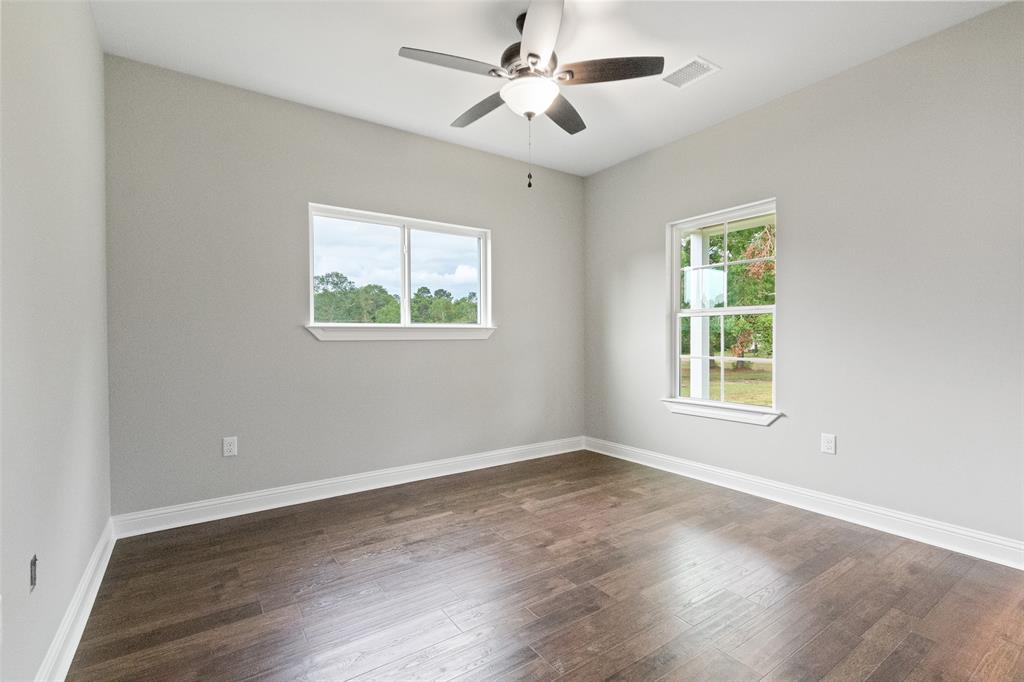 14786 Cedar Lane Loop, Willis, Texas image 21