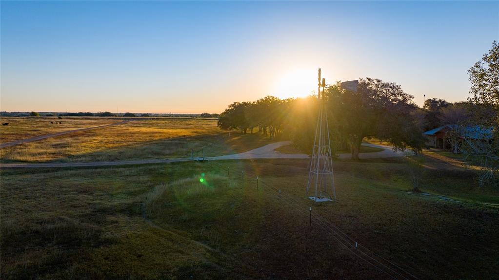 322 County Road 180a, Hallettsville, Texas image 3