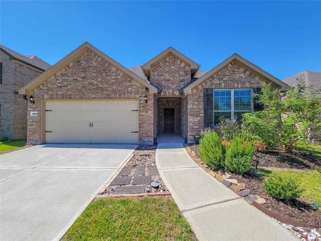 11119 Santiago River Lane, Richmond, Texas image 1