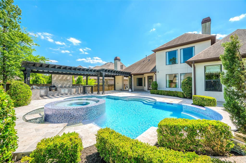 14 Freestone Stream Place