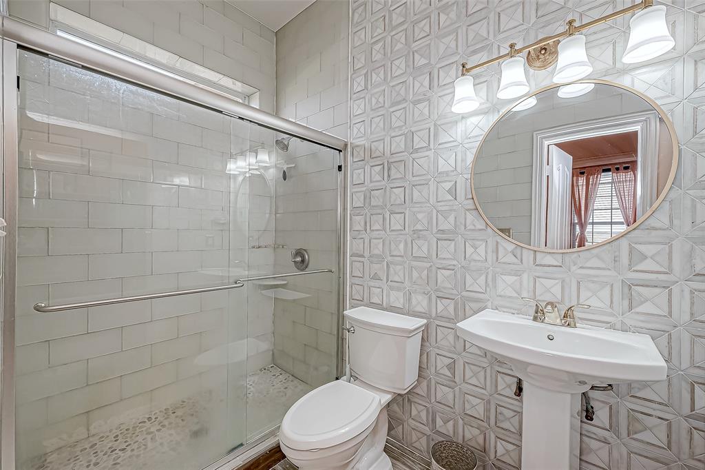 3319 Camino Del Rancho Road, Crosby, Texas image 33