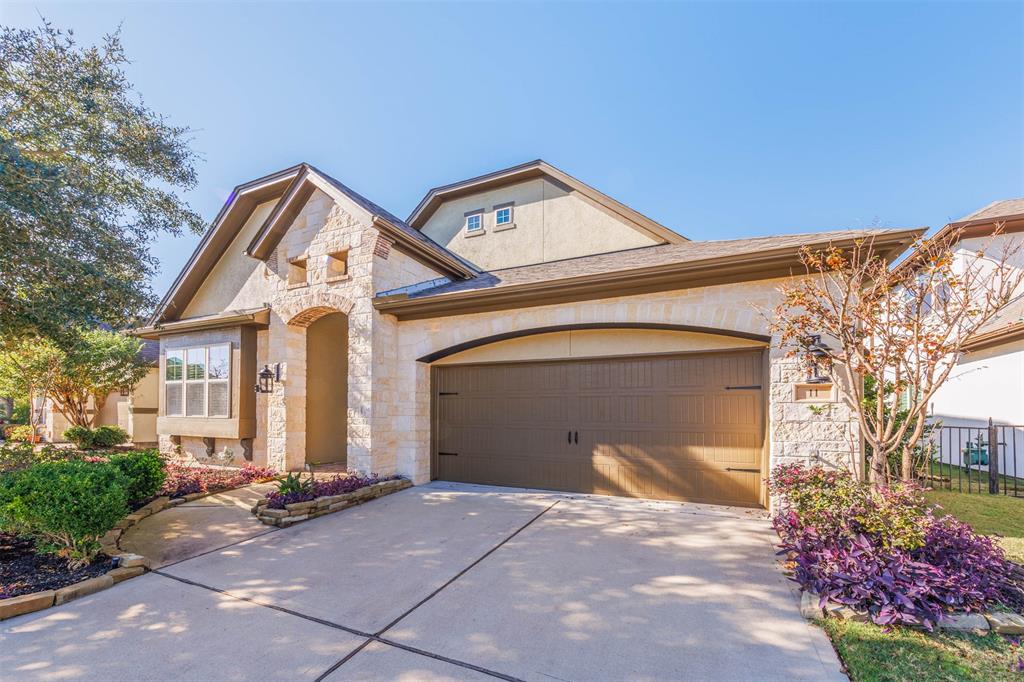 11 Floral Hills Lane, Fulshear, Texas image 22