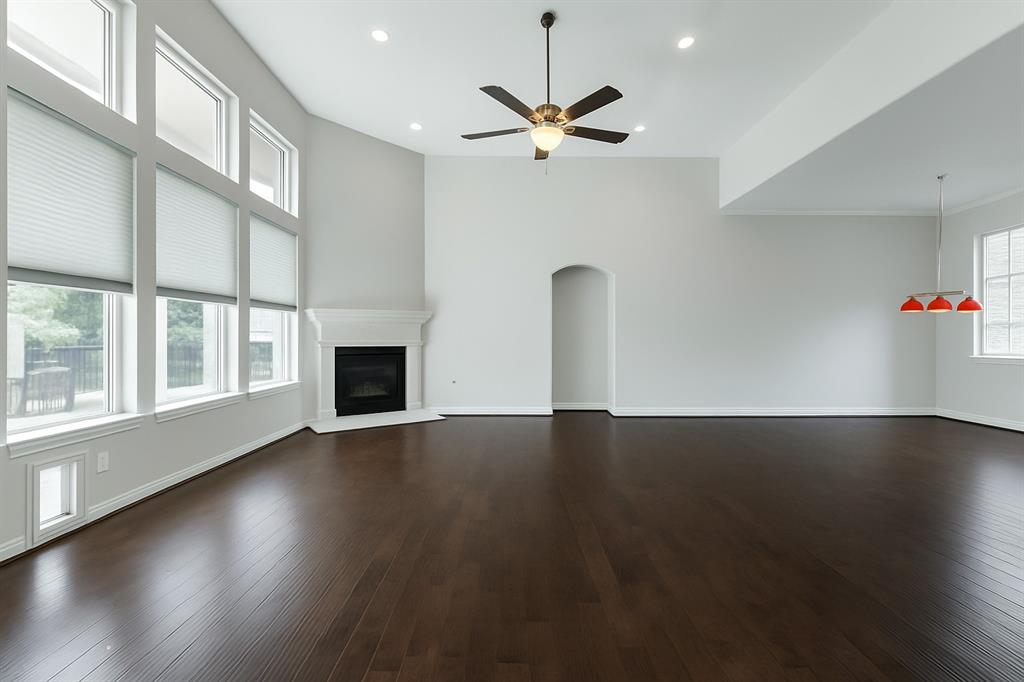 11 Floral Hills Lane