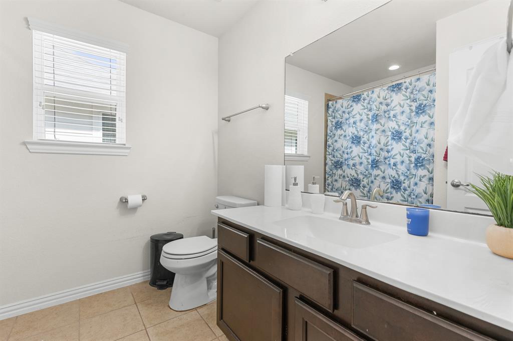 2314 Red Slate Drive, Rosharon, Utah image 22