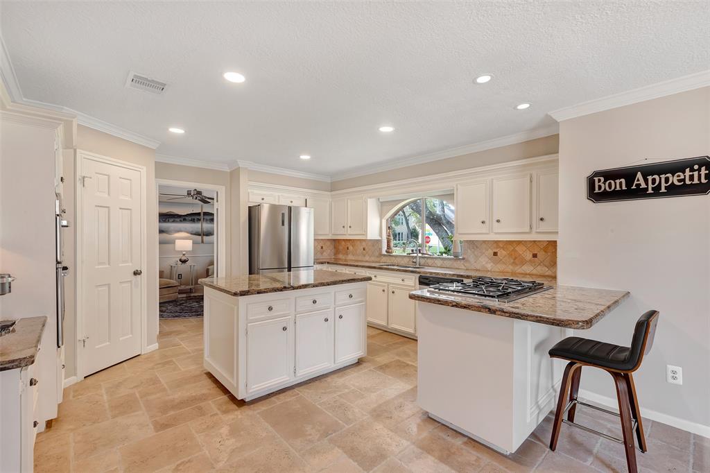 6510 Wimbledon Trail Road, Spring, Texas image 23
