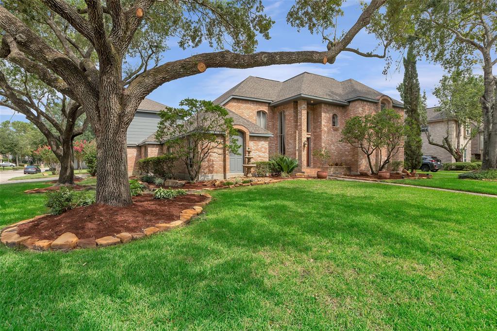 6510 Wimbledon Trail Road, Spring, Texas image 32