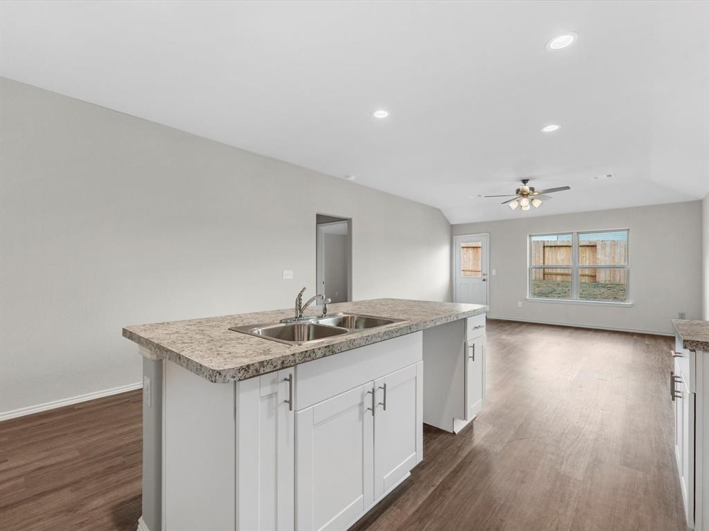 10732 Red Orchid Drive, Houston, Texas image 3