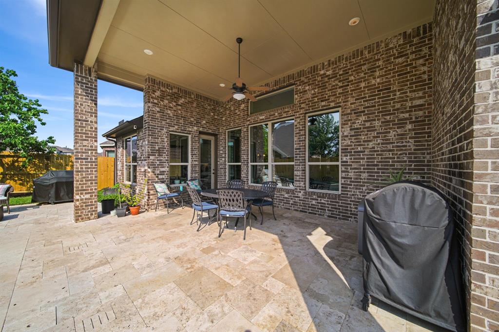 13622 Tangle Branch Drive, Tomball, Texas image 43