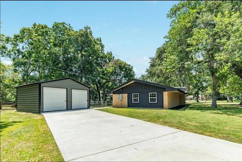 A home in Lake Jackson