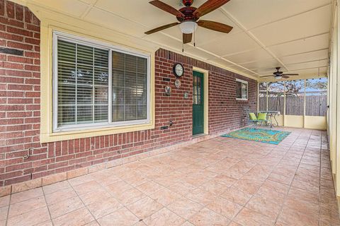 A home in Seabrook