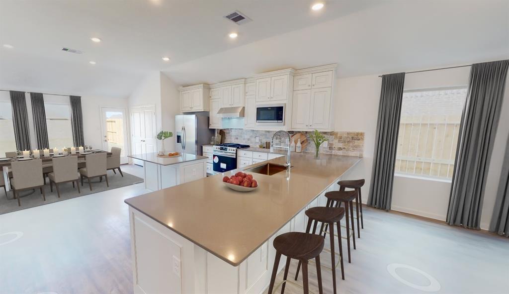 2423 Phantom Quartz Lane, Rosharon, Texas image 3