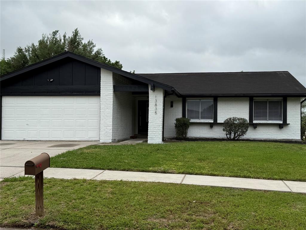 13835 Templar Lane, Sugar Land, Texas image 1
