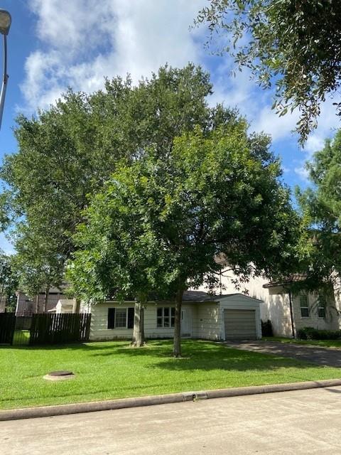 5213 Linden Street