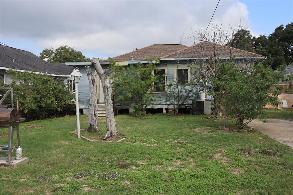 311 W 1st Street, Freeport, Texas image 17