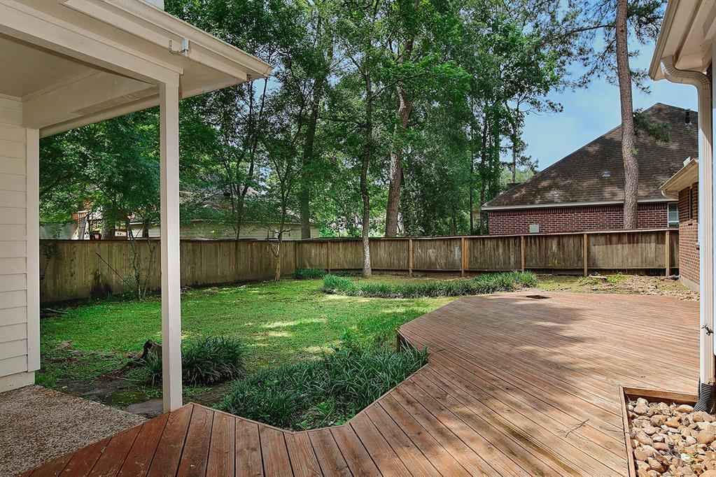 114 S Mill Trace Drive, The Woodlands, Texas image 25
