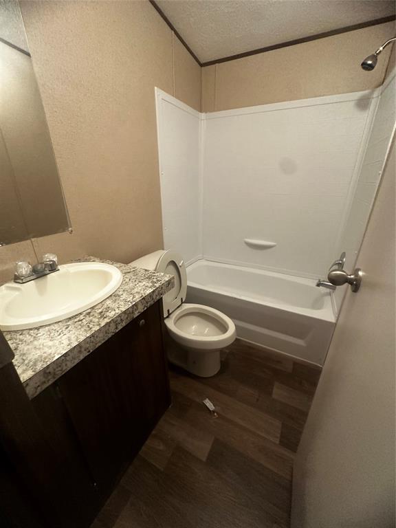 1656 County Road 3479a, Cleveland, Texas image 8