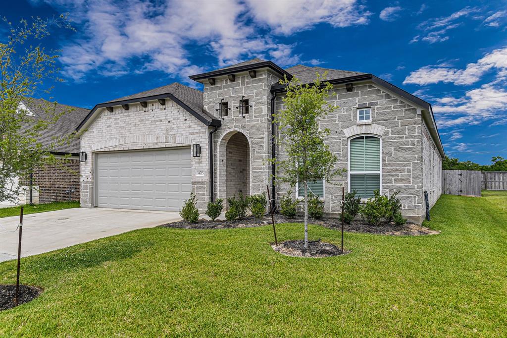 14715 Poplar Lake Trail