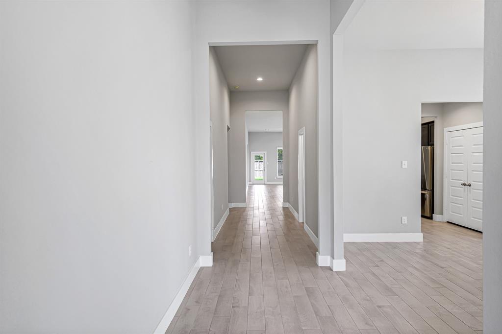 14715 Poplar Lake Trail