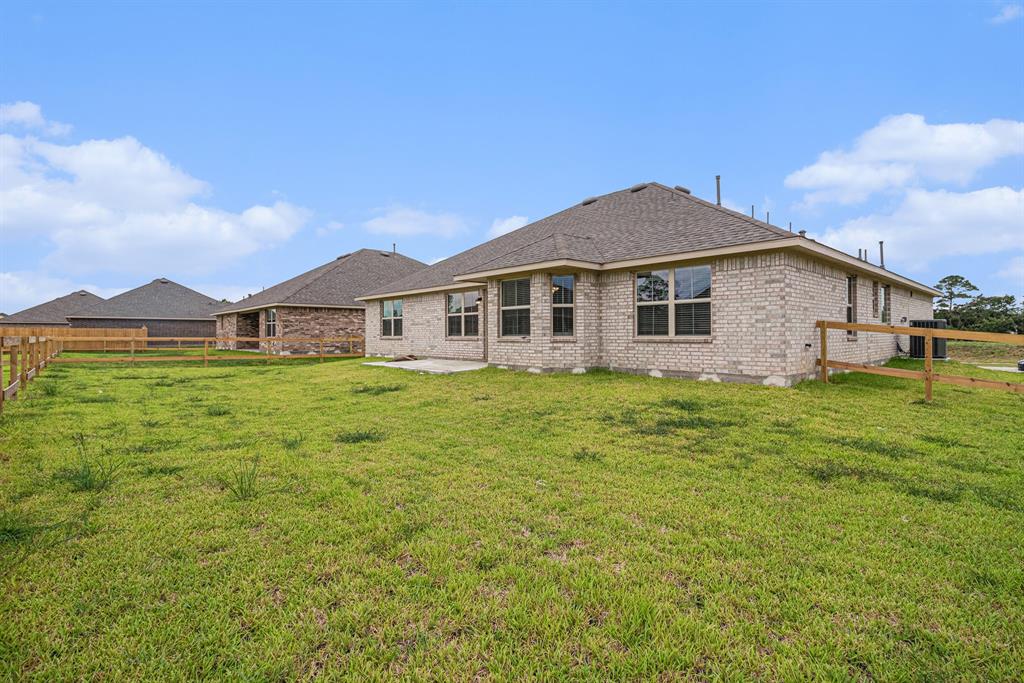 4329 Leslies Way Way, Dickinson, Texas image 21