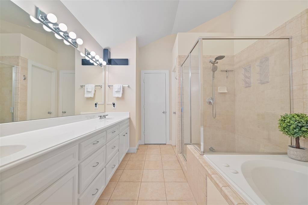 8715 Meadowcroft Drive #1002, Houston, Texas image 14