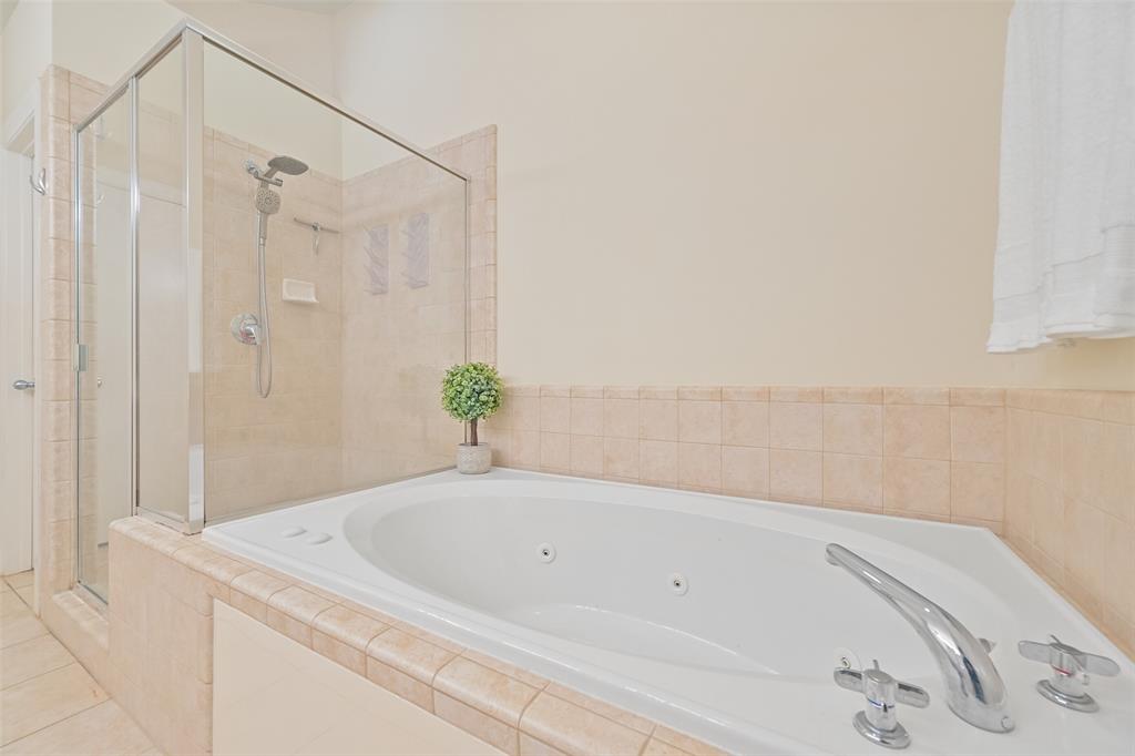 8715 Meadowcroft Drive #1002, Houston, Texas image 16