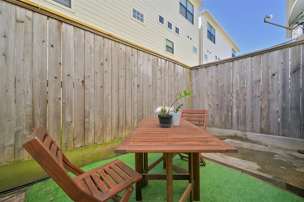 8715 Meadowcroft Drive #1002, Houston, Texas image 22