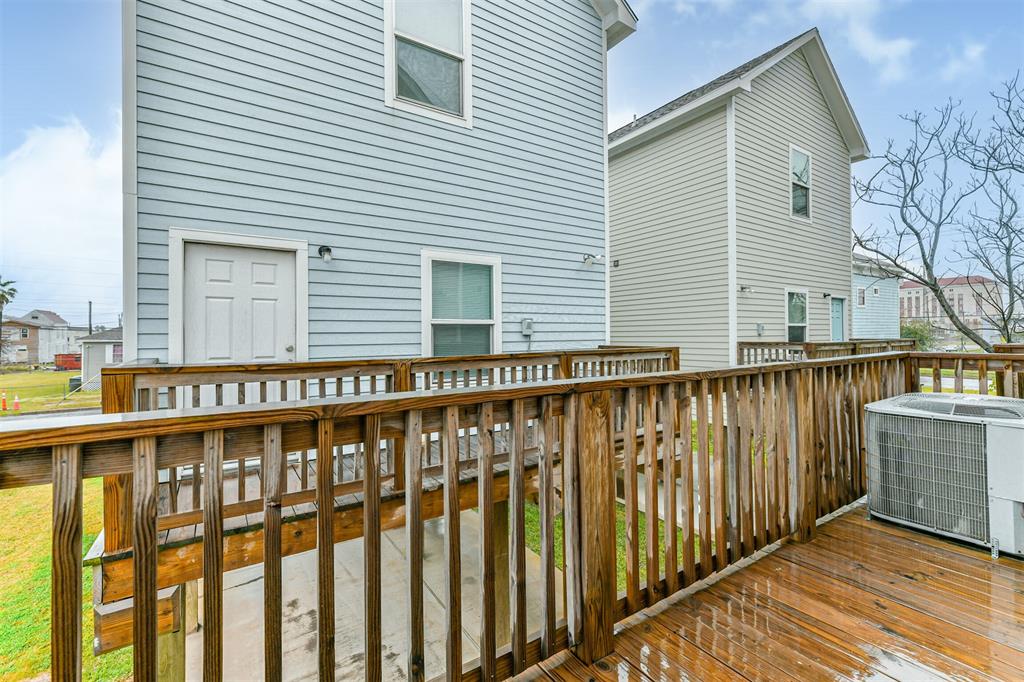2811 Winnie Street, Galveston, Texas image 16