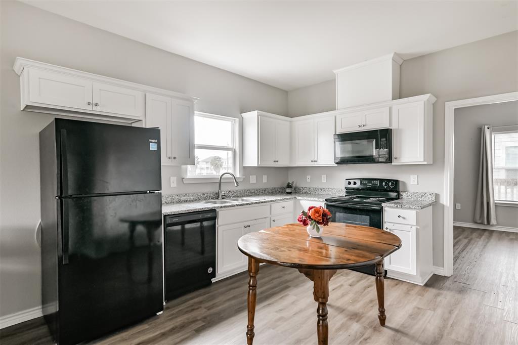 2811 Winnie Street, Galveston, Texas image 10