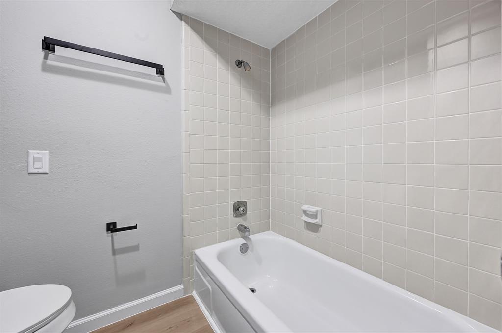 20006 18th Fairway Drive, Humble, Texas image 40