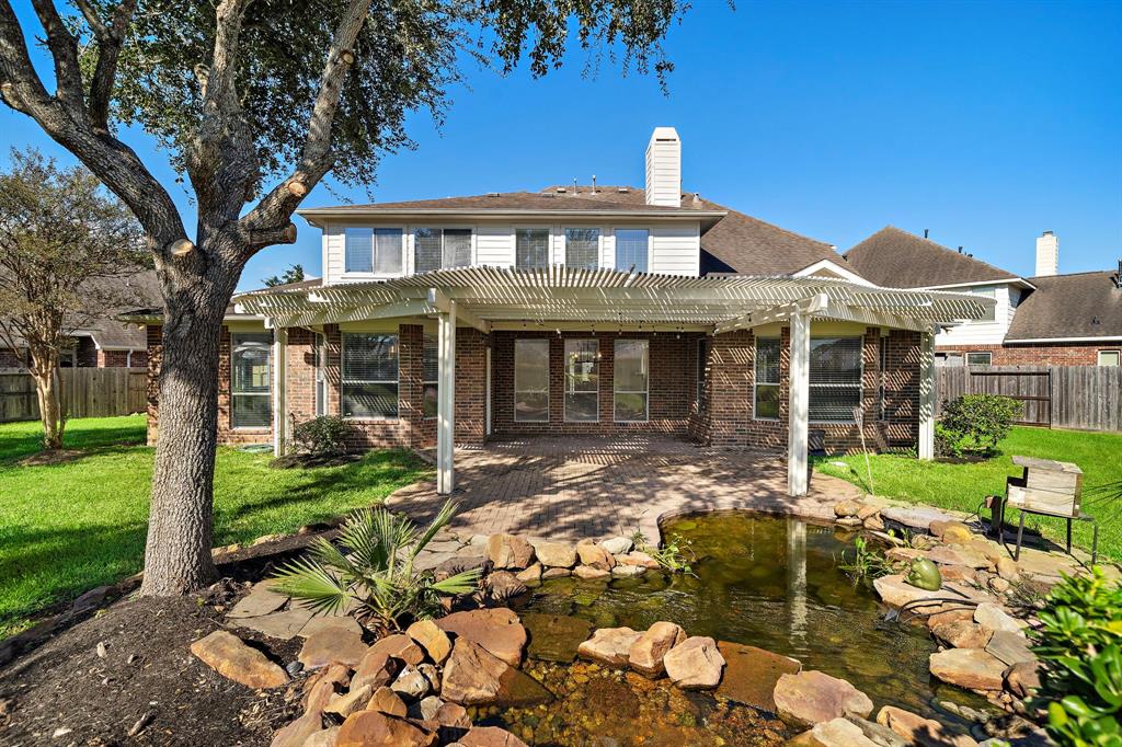 867 Westshore Court, League City, Texas image 4