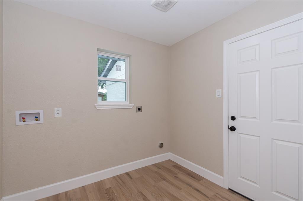 18211 Kings Row, Webster, Texas image 30