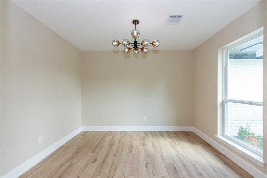 18211 Kings Row, Webster, Texas image 29