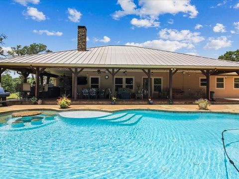 658 An County Road 155 Elkhart TX 75839