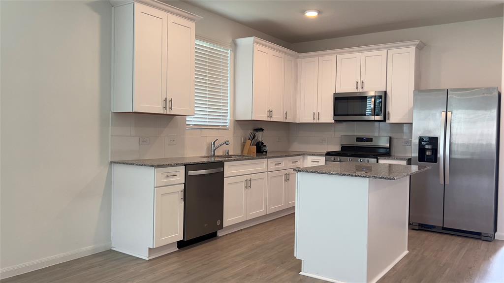 17015 Wild Stream Court, Conroe, Texas image 2