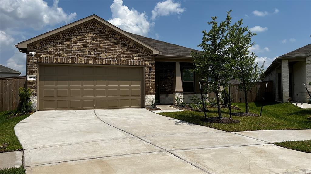 17015 Wild Stream Court, Conroe, Texas image 1
