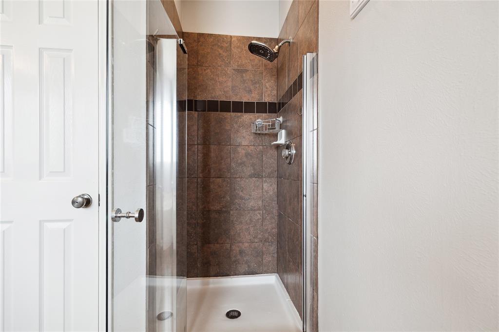 2304 Cantabria Ln Lane, League City, Texas image 12