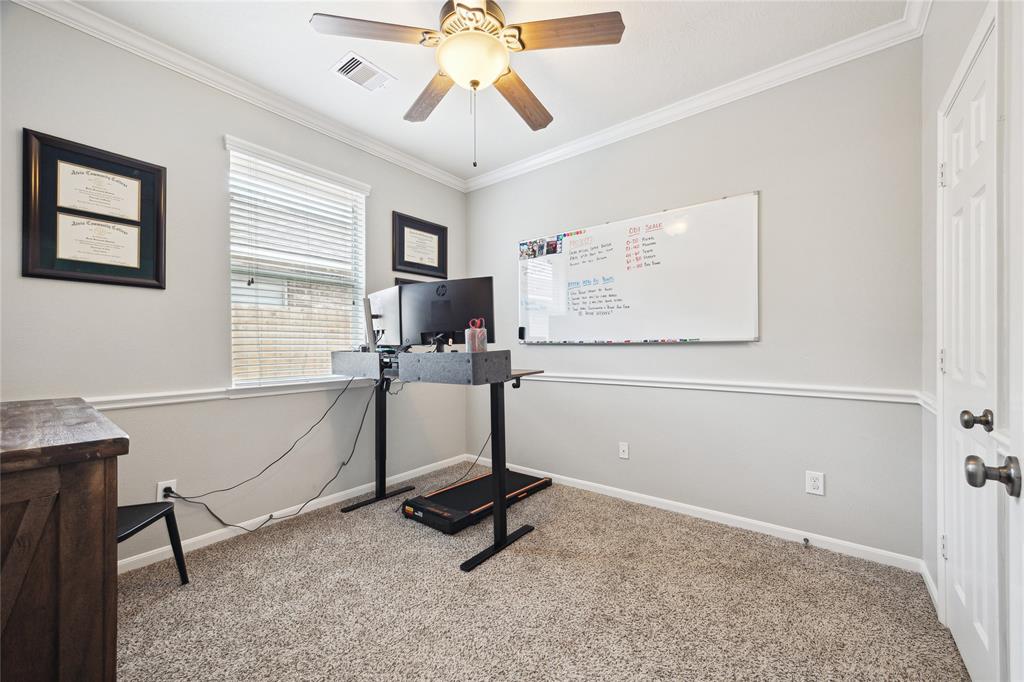 2304 Cantabria Ln Lane, League City, Texas image 16