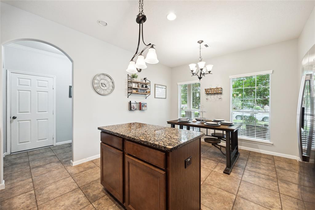 2304 Cantabria Ln Lane, League City, Texas image 7