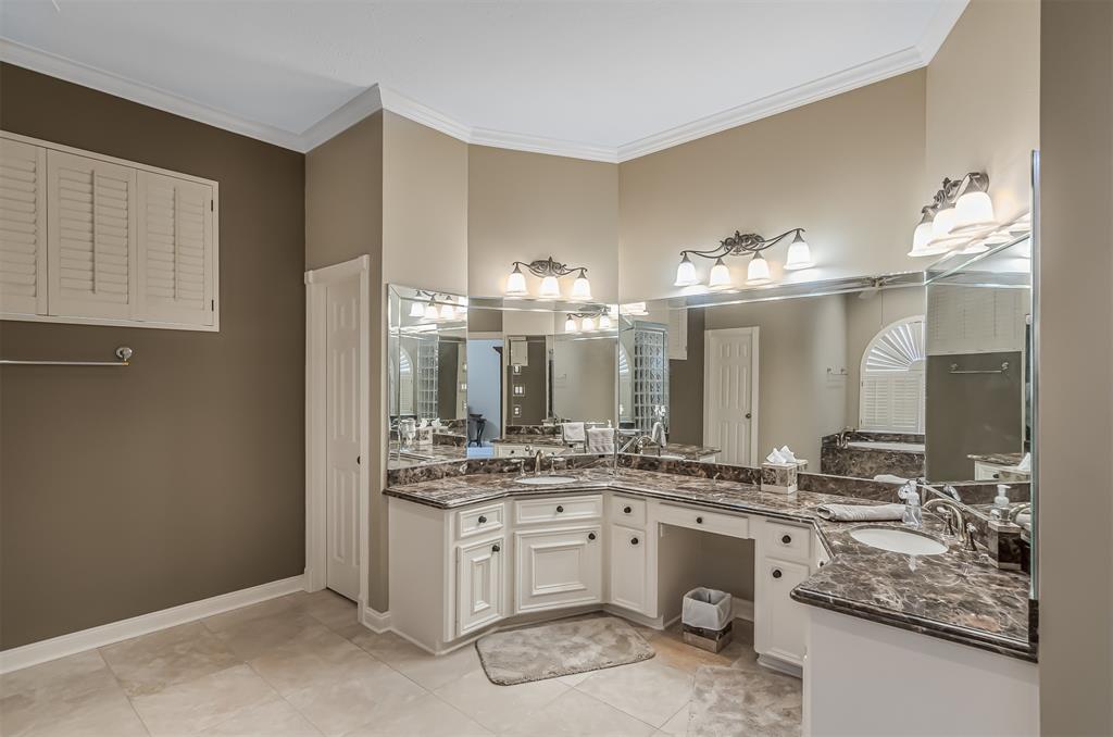 22222 Holly Creek Trail, Tomball, Texas image 12
