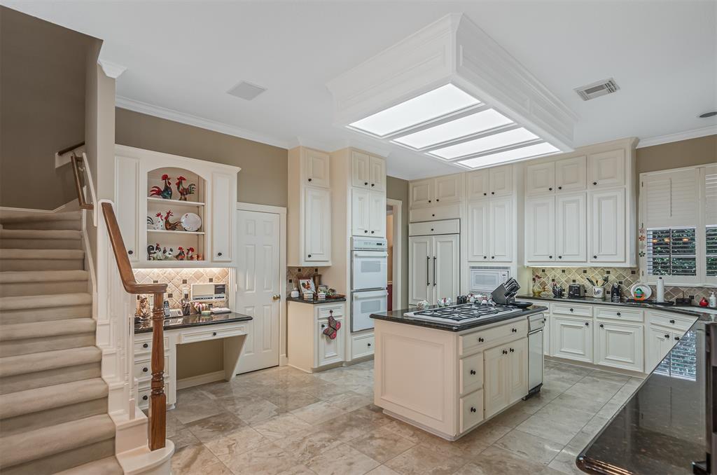 22222 Holly Creek Trail, Tomball, Texas image 19