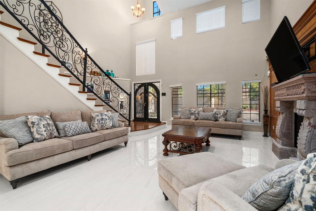 3002 Ashford Oak Drive, Houston, Texas image 6