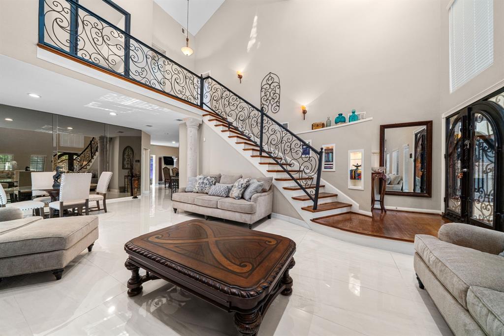 3002 Ashford Oak Drive, Houston, Texas image 5