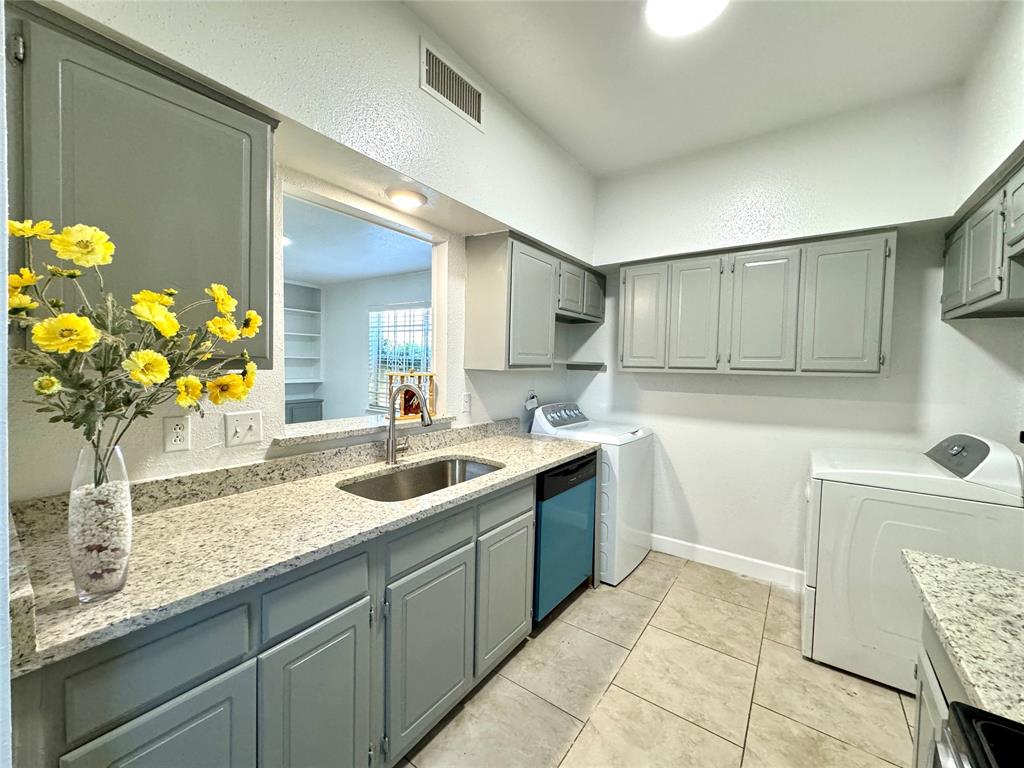 11127 Village Bend Ln Lane #1127, Houston, Texas image 12