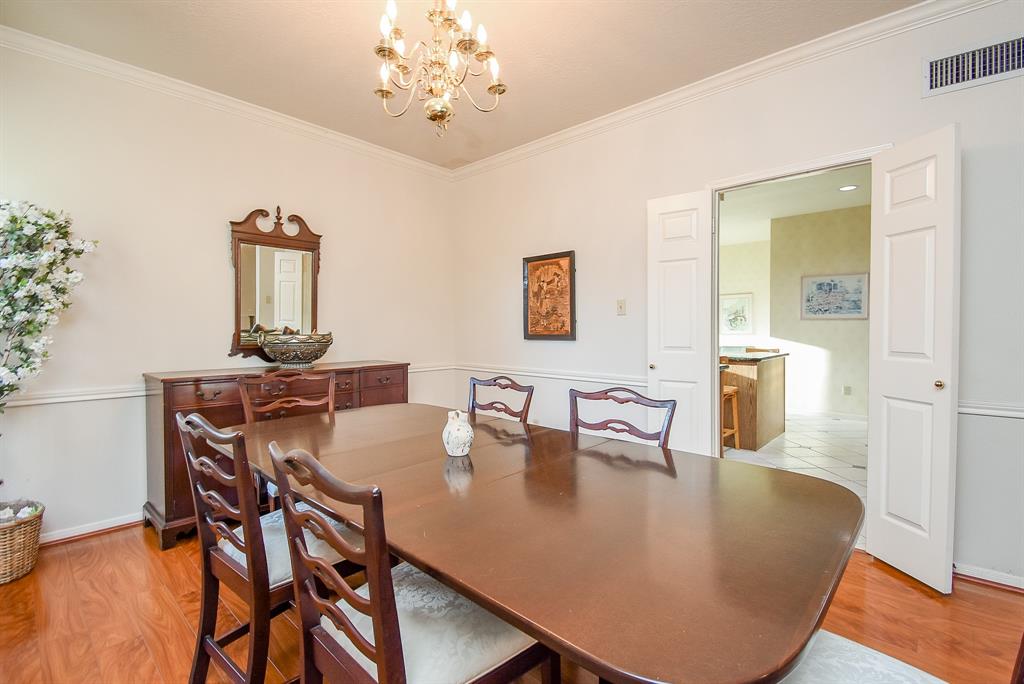 9706 Garden Row Drive, Sugar Land, Texas image 13