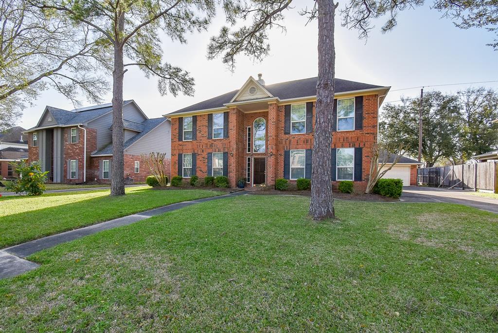 9706 Garden Row Drive, Sugar Land, Texas image 2