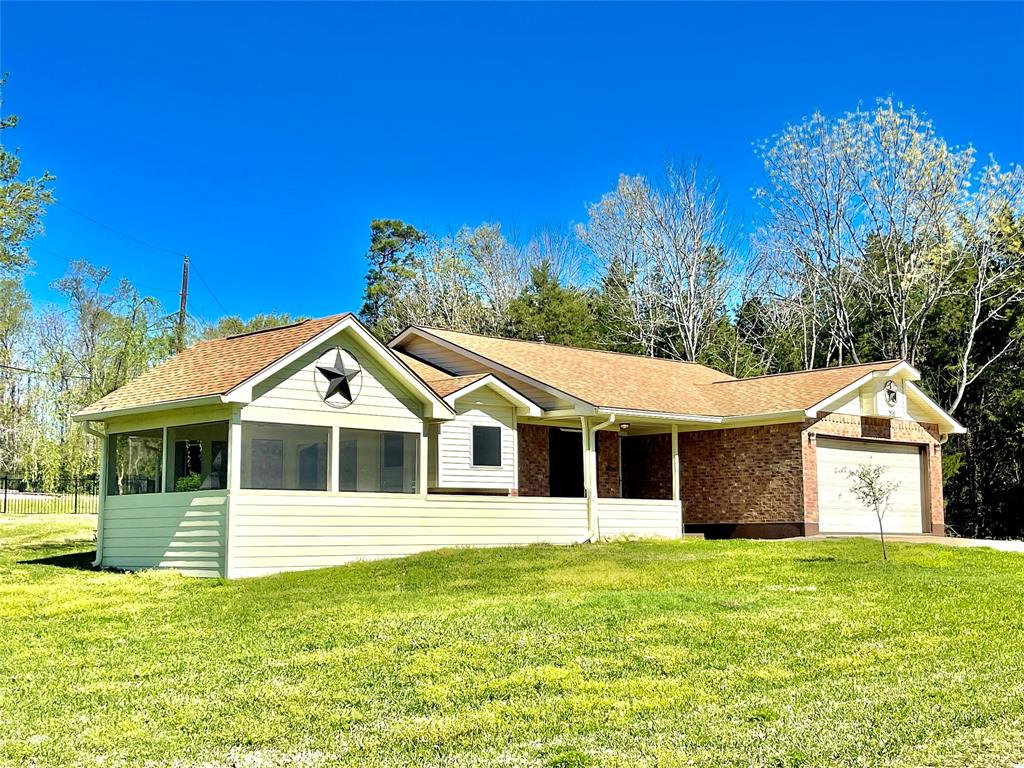 268 Lake Drive, Onalaska, Texas image 1