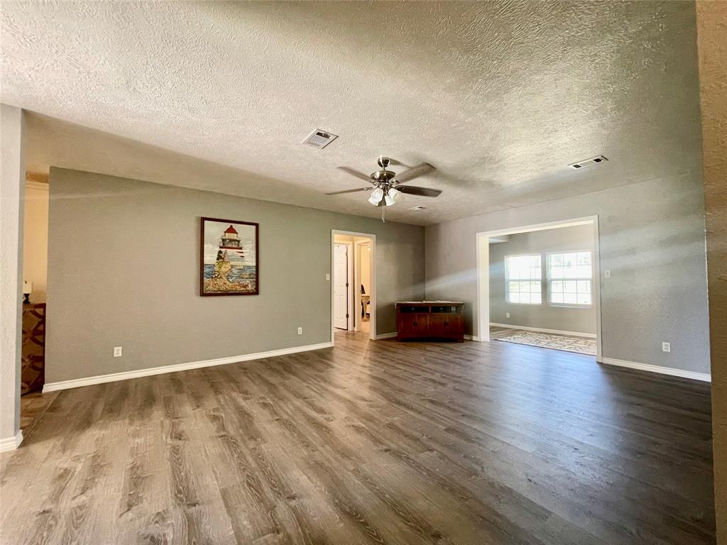 268 Lake Drive, Onalaska, Texas image 3